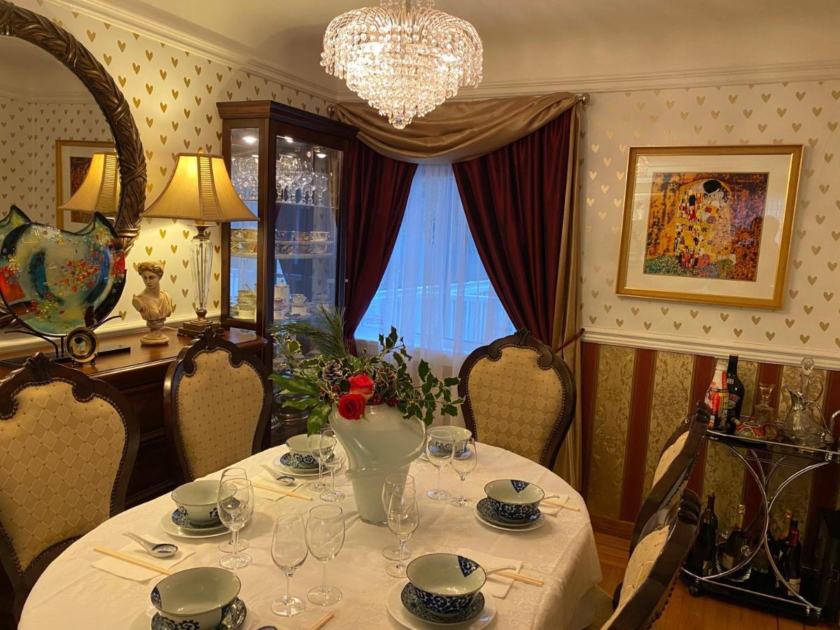 Serenity Bed & Breakfast เบิร์นนาบี ภายนอก รูปภาพ